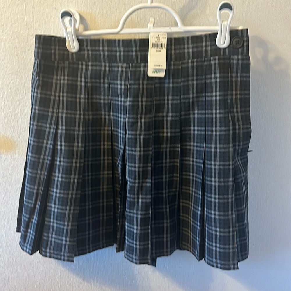 Plaid Pleated Mini Skirt (gray, black, navy)